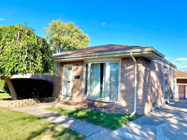 30464 Hayes Road, Roseville, MI 48066