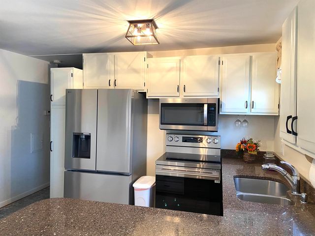 30464 Hayes Road, Roseville, MI 48066