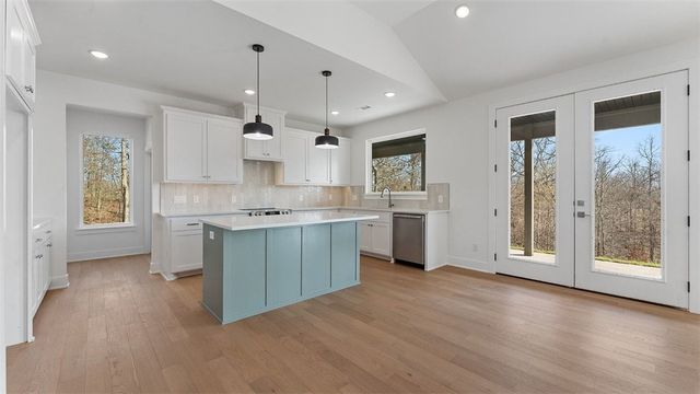 3 McKeever Lane, Bella Vista, AR 72715