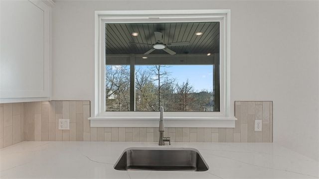 3 McKeever Lane, Bella Vista, AR 72715