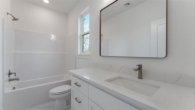 3 McKeever Lane, Bella Vista, AR 72715