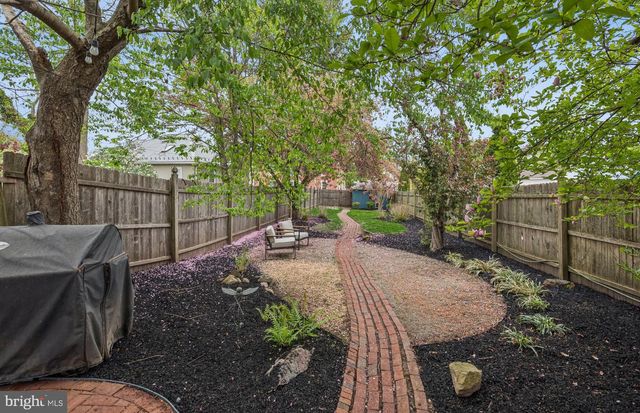 709 S MATLACK ST, West Chester, PA 19382