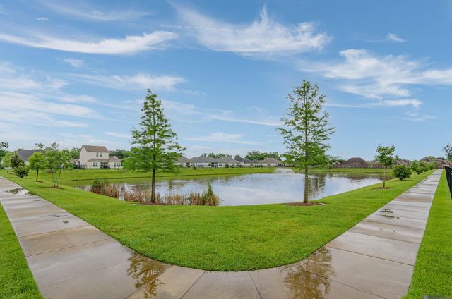 14058 Beverly Park Dr, Gonzales, LA 70737