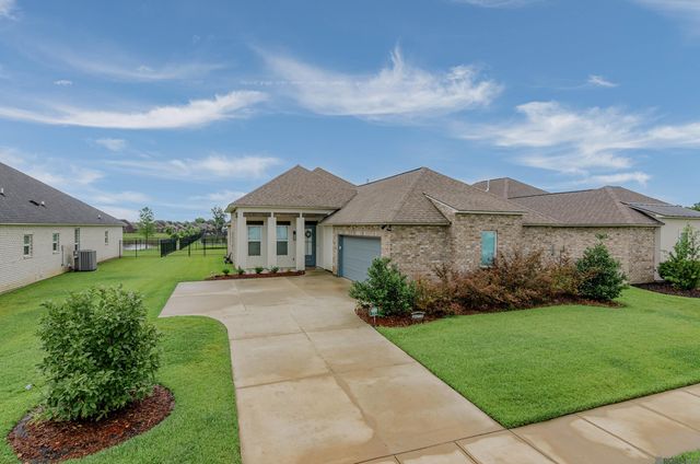 14058 Beverly Park Dr, Gonzales, LA 70737