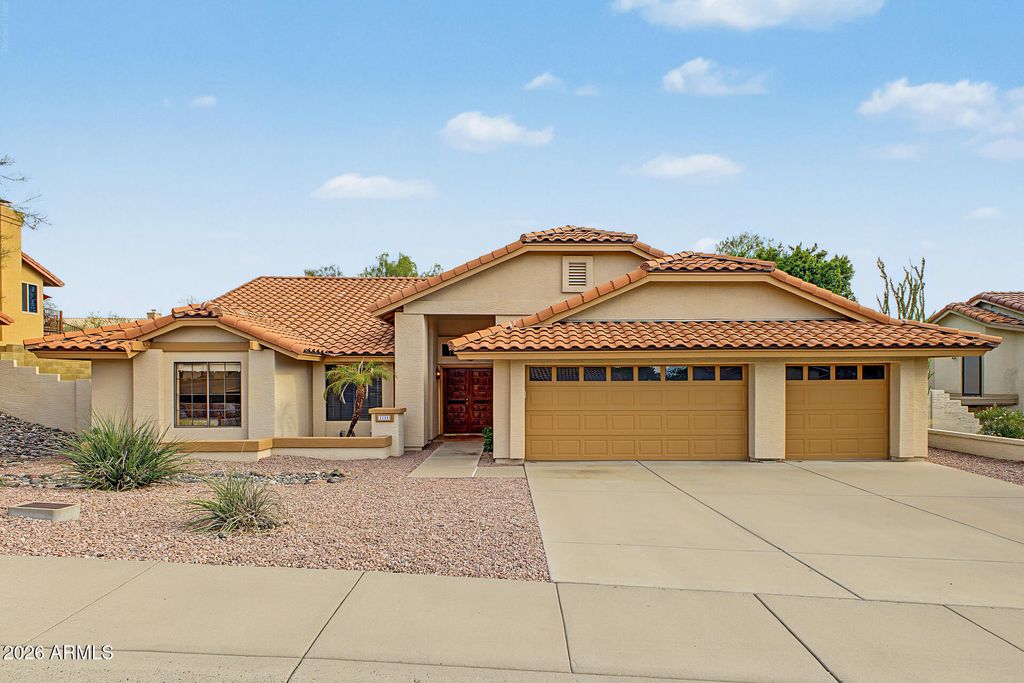 1101 E BRAEBURN Drive, Phoenix, AZ 85022 — photo 2