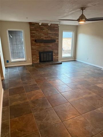6813 N Lancer Lane, Oklahoma City, OK 73132