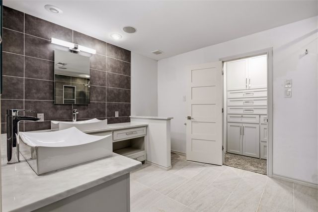 9178 Glen Springs Drive, Dallas, TX 75243