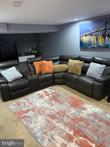 6807 ELMHURST ST, District Heights, MD 20747