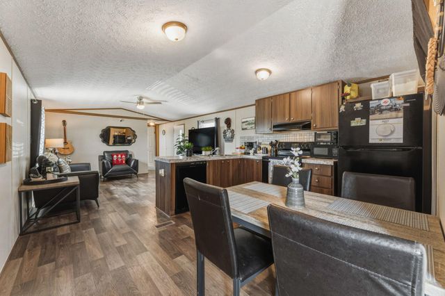 305 Blue Quail ST, Dale, TX 78616