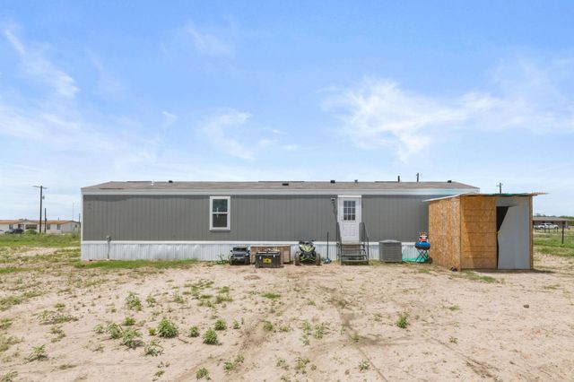 305 Blue Quail ST, Dale, TX 78616