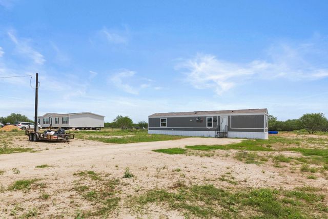 305 Blue Quail ST, Dale, TX 78616