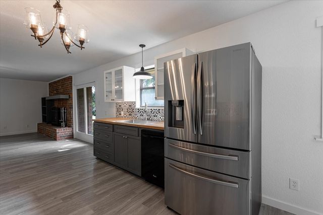 131 S Crescent Street, Gorman, TX 76454