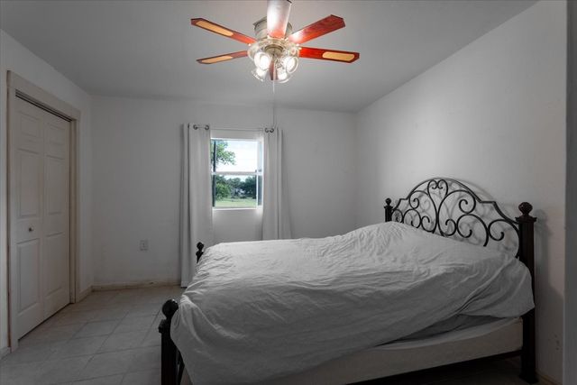 131 S Crescent Street, Gorman, TX 76454