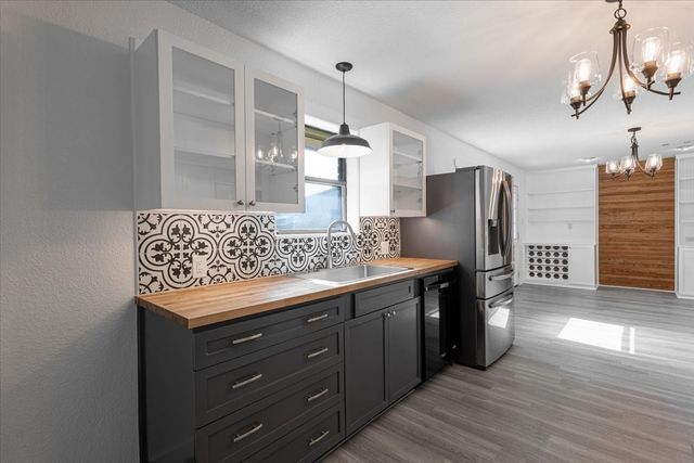 131 S Crescent Street, Gorman, TX 76454