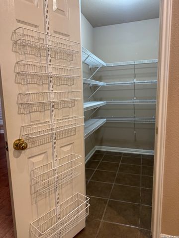 222 Royal Troon, Cibolo, TX 78108