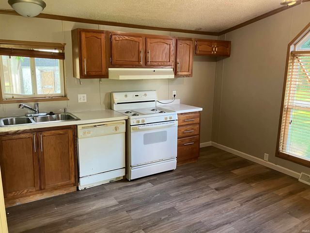 15 Lane 420 Jimmerson Lake, Fremont, IN 46737