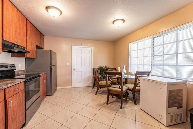 137 W 34th Street, Riviera Beach, FL 33404