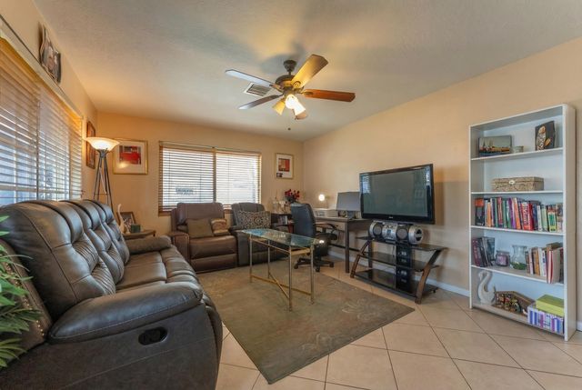 137 W 34th Street, Riviera Beach, FL 33404