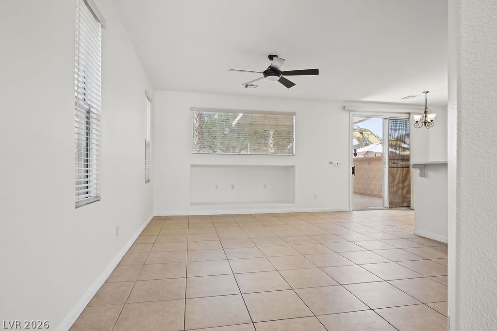 754 Solitude Point Avenue, Henderson, NV 89012 — photo 4