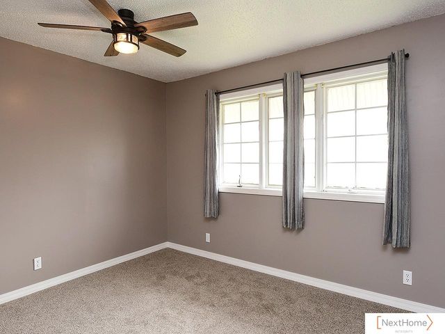 539 W Keating Circle, Lincoln, NE 68521