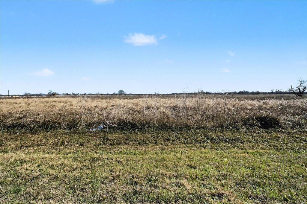 000 County Road 100, Boling, TX 77420