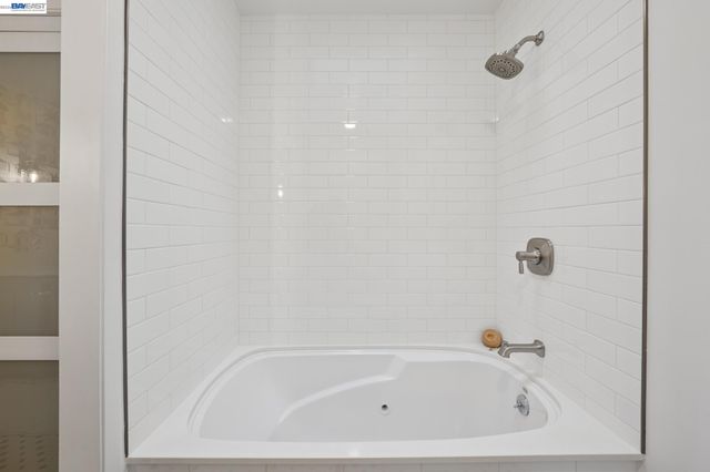 6 Invincible Ct F40, Alameda, CA 94501