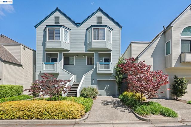 6 Invincible Ct F40, Alameda, CA 94501