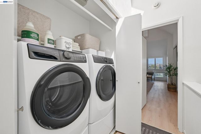 6 Invincible Ct F40, Alameda, CA 94501