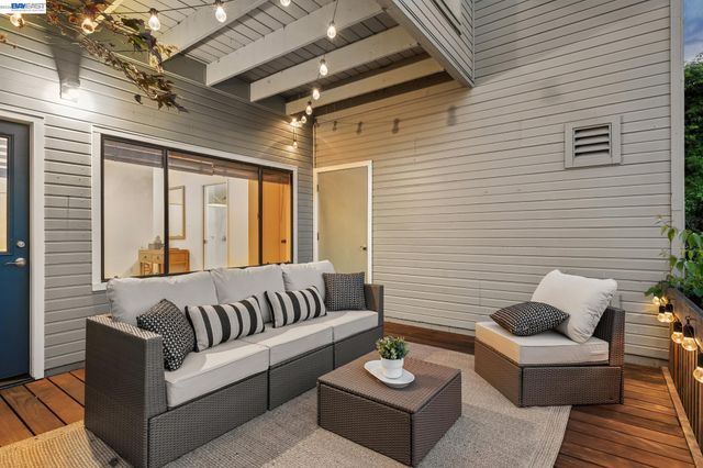 6 Invincible Ct F40, Alameda, CA 94501