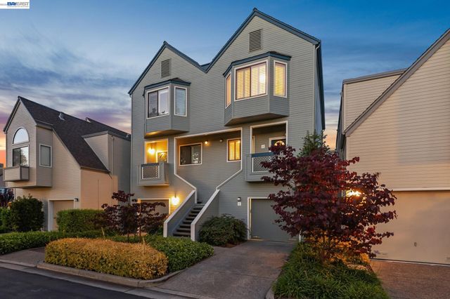6 Invincible Ct F40, Alameda, CA 94501