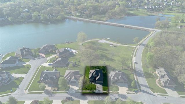 4805 N 124th Terrace, Kansas City, KS 66109