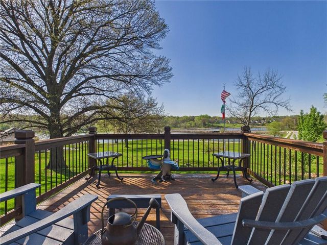 4805 N 124th Terrace, Kansas City, KS 66109