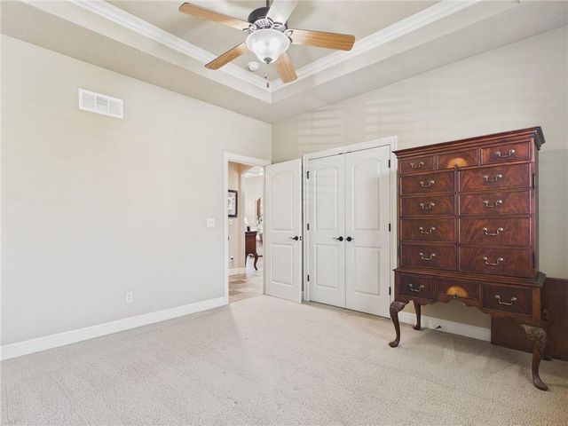 4805 N 124th Terrace, Kansas City, KS 66109