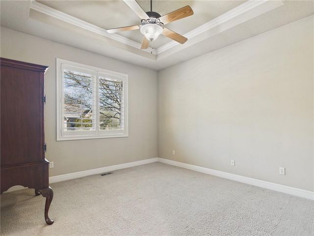 4805 N 124th Terrace, Kansas City, KS 66109