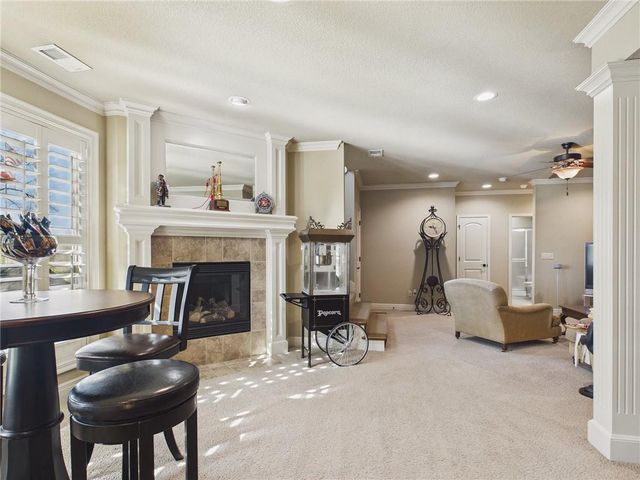 4805 N 124th Terrace, Kansas City, KS 66109