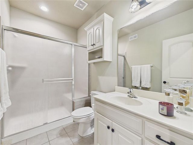4805 N 124th Terrace, Kansas City, KS 66109