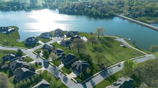 4805 N 124th Terrace, Kansas City, KS 66109