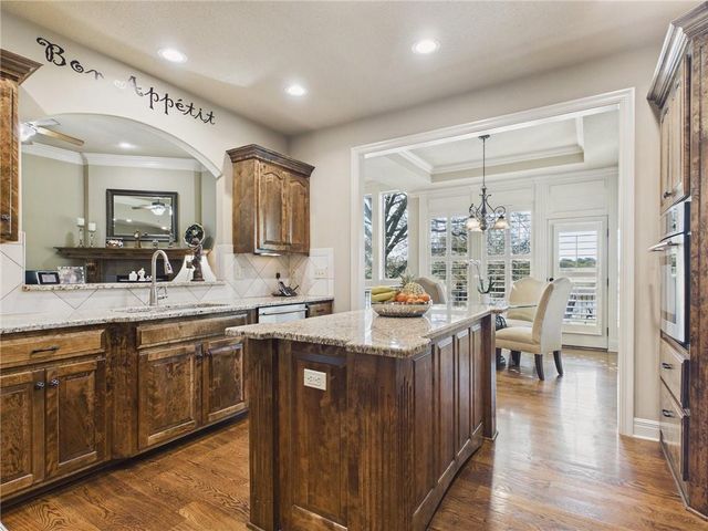 4805 N 124th Terrace, Kansas City, KS 66109
