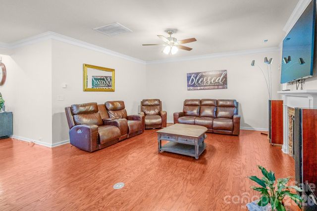 1310 Robinson Oaks Drive, Gastonia, NC 28054
