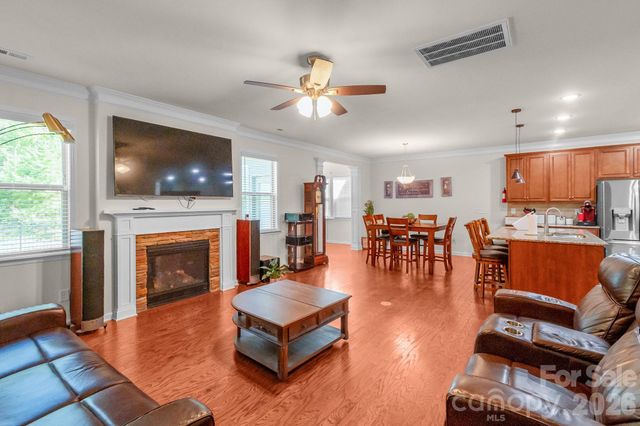 1310 Robinson Oaks Drive, Gastonia, NC 28054