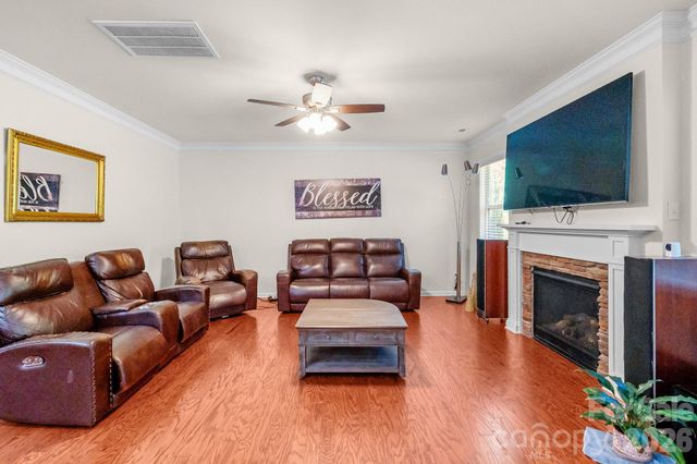 1310 Robinson Oaks Drive, Gastonia, NC 28054