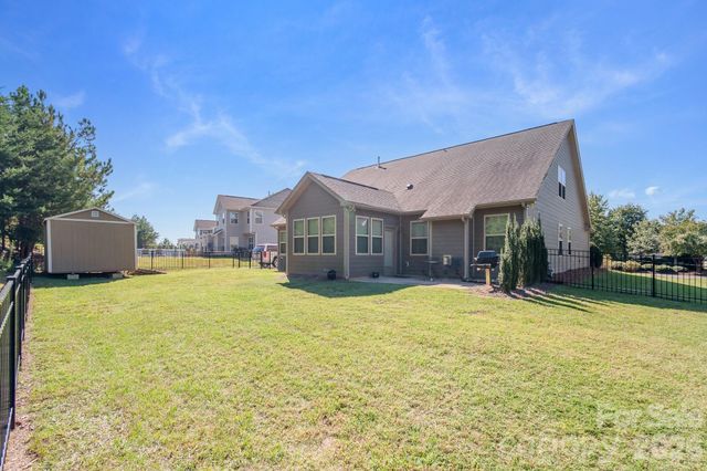 1310 Robinson Oaks Drive, Gastonia, NC 28054