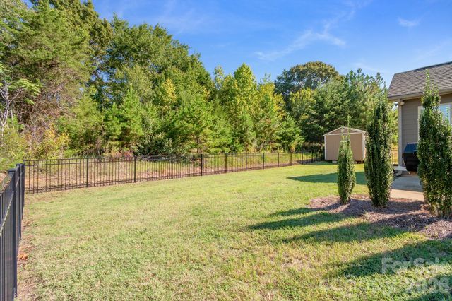 1310 Robinson Oaks Drive, Gastonia, NC 28054