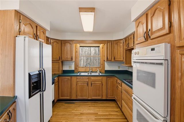 1874 Cedar Canyon Road, Kernersville, NC 27284