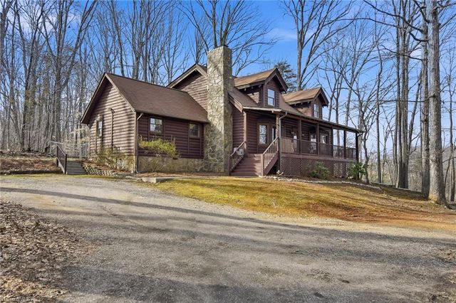 1874 Cedar Canyon Road, Kernersville, NC 27284