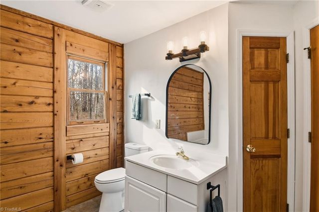 1874 Cedar Canyon Road, Kernersville, NC 27284