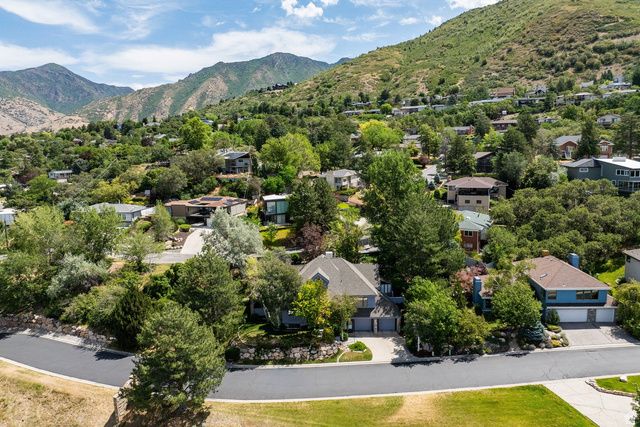 4755 S MOUNTAIN LN, Millcreek, UT 84124