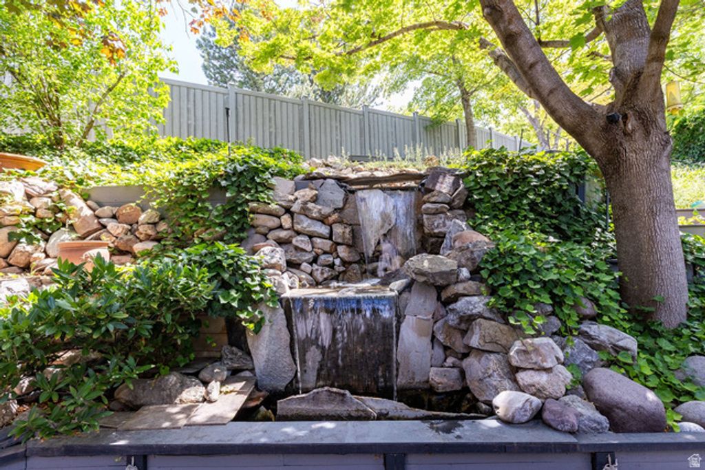 4755 S MOUNTAIN LN, Millcreek, UT 84124 — photo 5