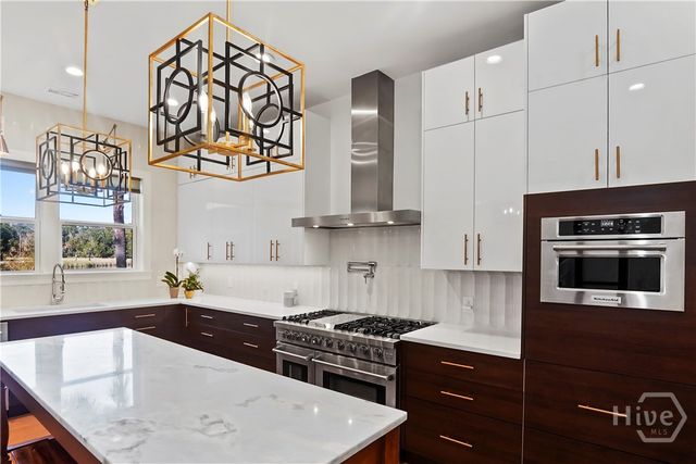 437 Bear River Drive, Richmond Hill, GA 31324