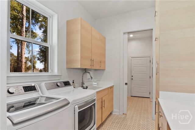 437 Bear River Drive, Richmond Hill, GA 31324